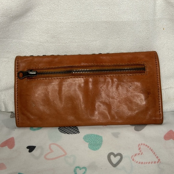 VIOLA CASTELLANI MILANO brownish/orange studded genuine leather wallet. - Picture 3 of 11